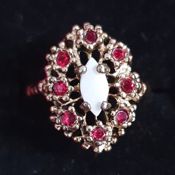 Stunning14K Gold Electroplated Genuine White Opal & Garnet Cocktail Ring - Picture 8 of 13